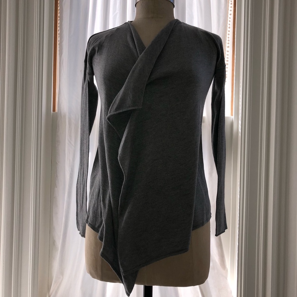 Cardigan - Picture 2 of 5